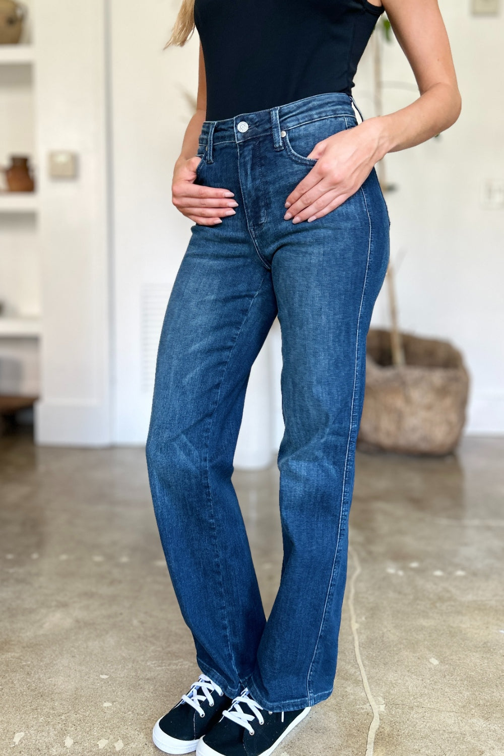 Judy Blue Full Size Tummy Control Straight Jeans