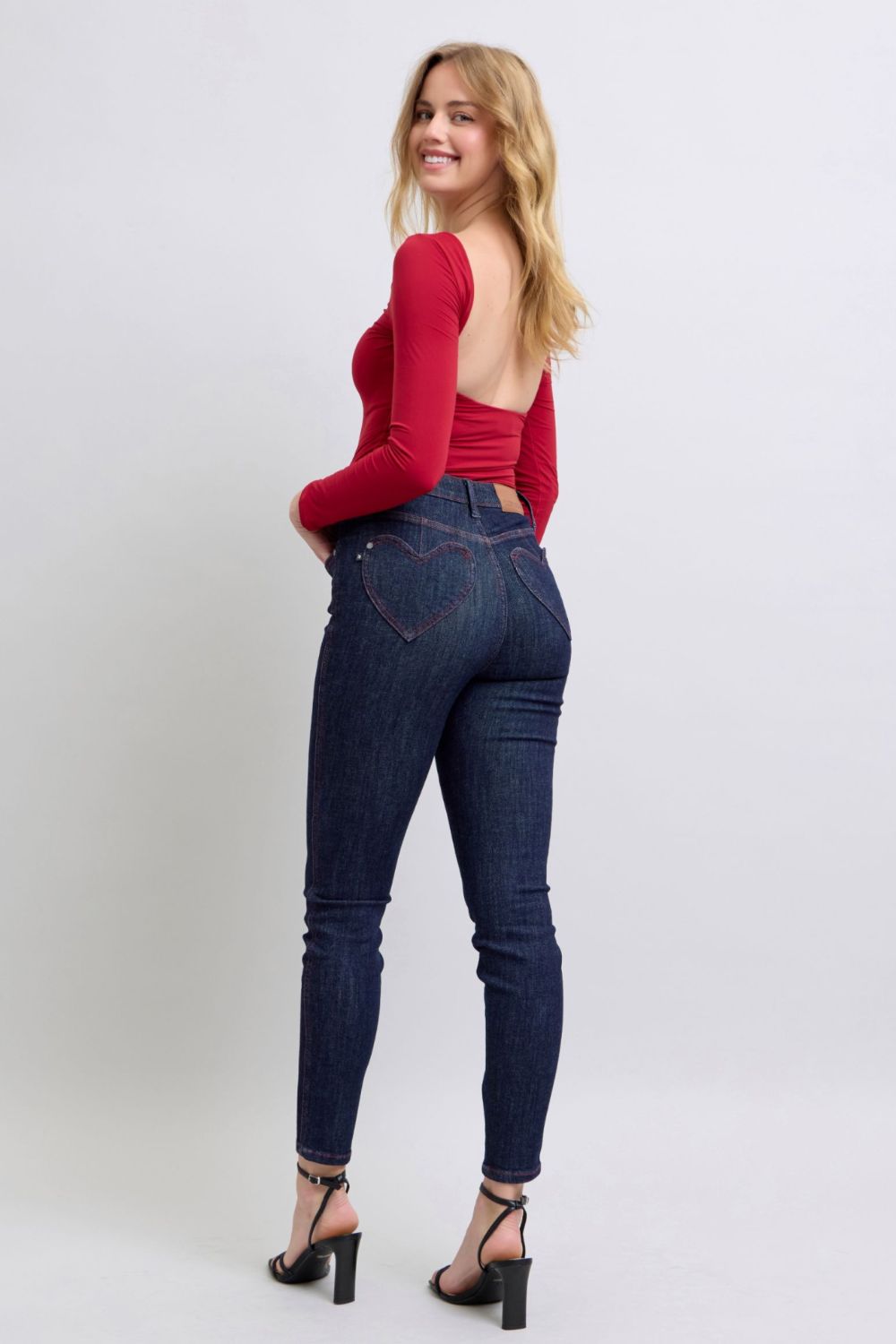 Full Size Heart Shaped Back Pockets Skinny Jeans