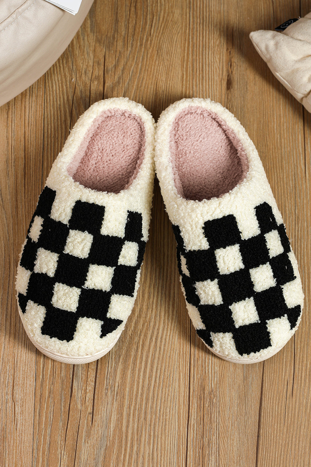 Black Checkered Print Fuzzy Slip On Winter Slippers