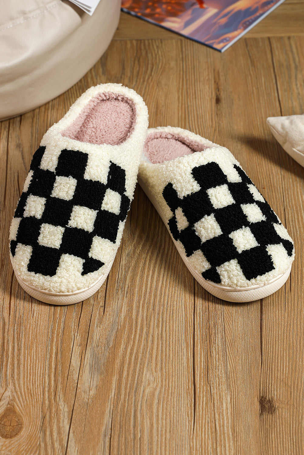 Black Checkered Print Fuzzy Slip On Winter Slippers