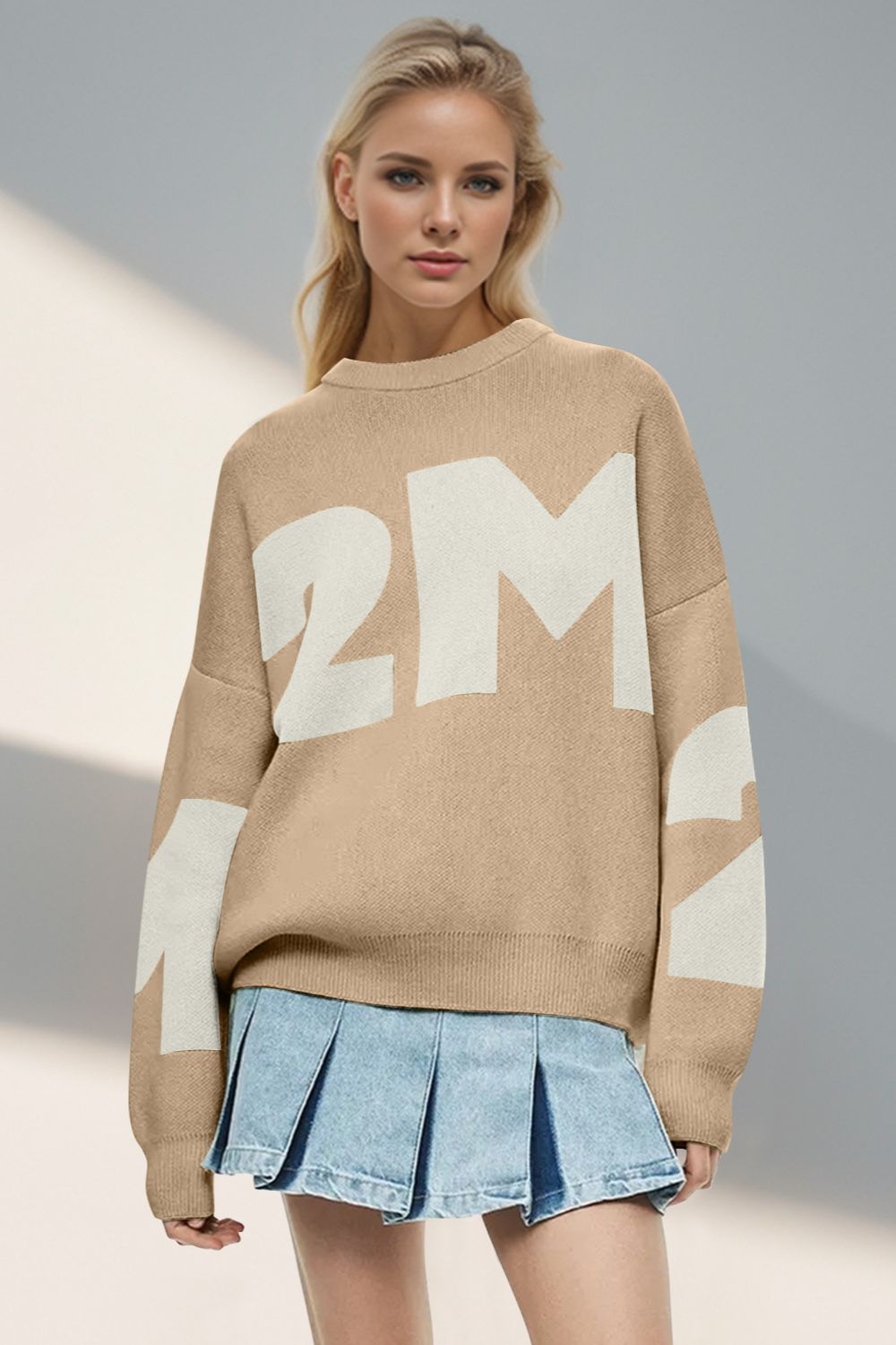 Contrast Letter Round Neck Long Sleeve Sweater