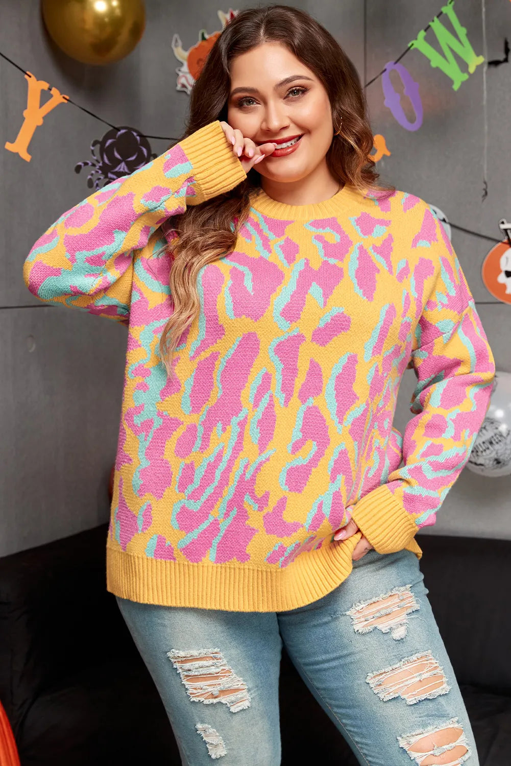 Plus Size Contrast Round Neck Long Sleeve Sweater