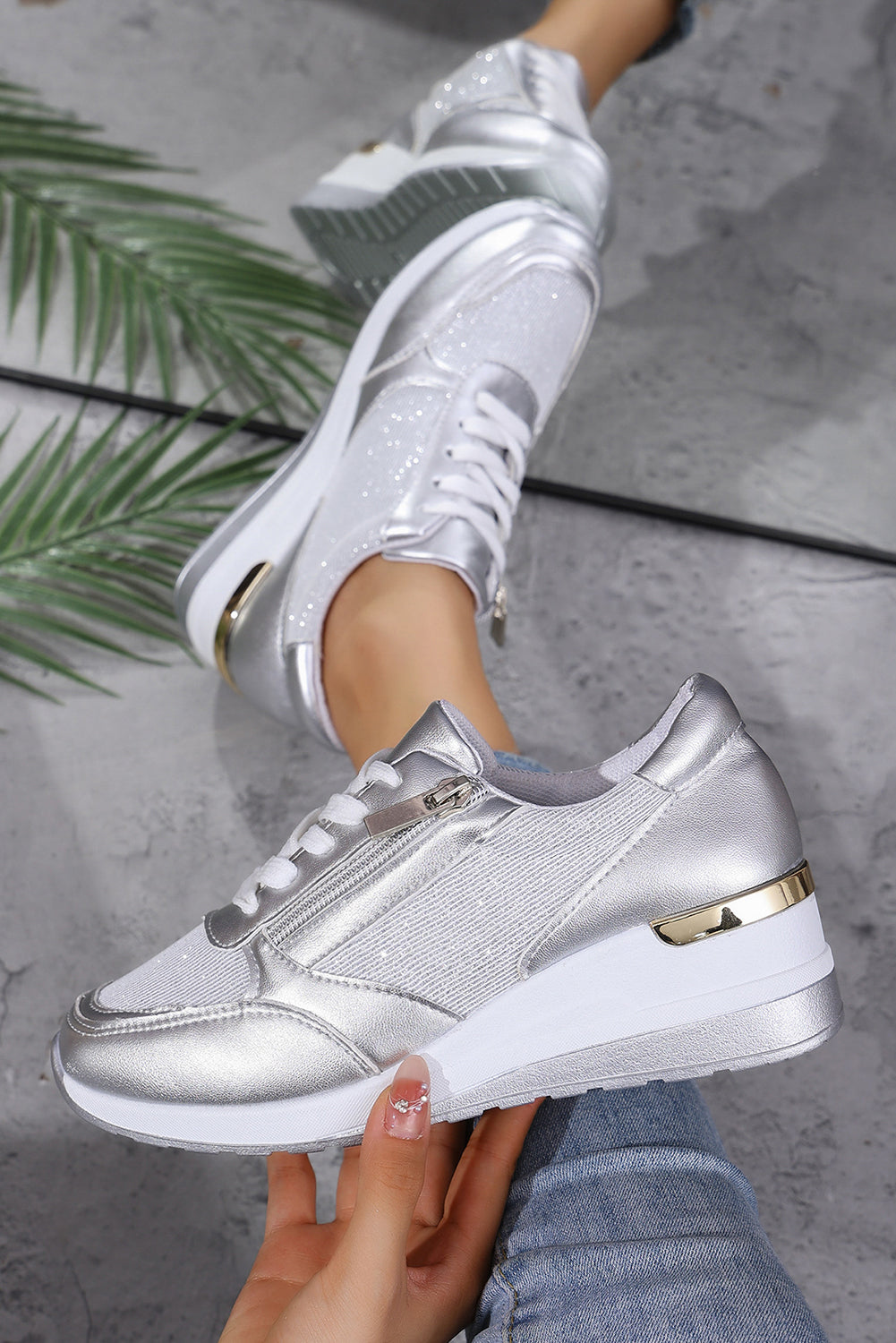 Silvery PU Leather Patchwork Zipper Lace-up Sneakers