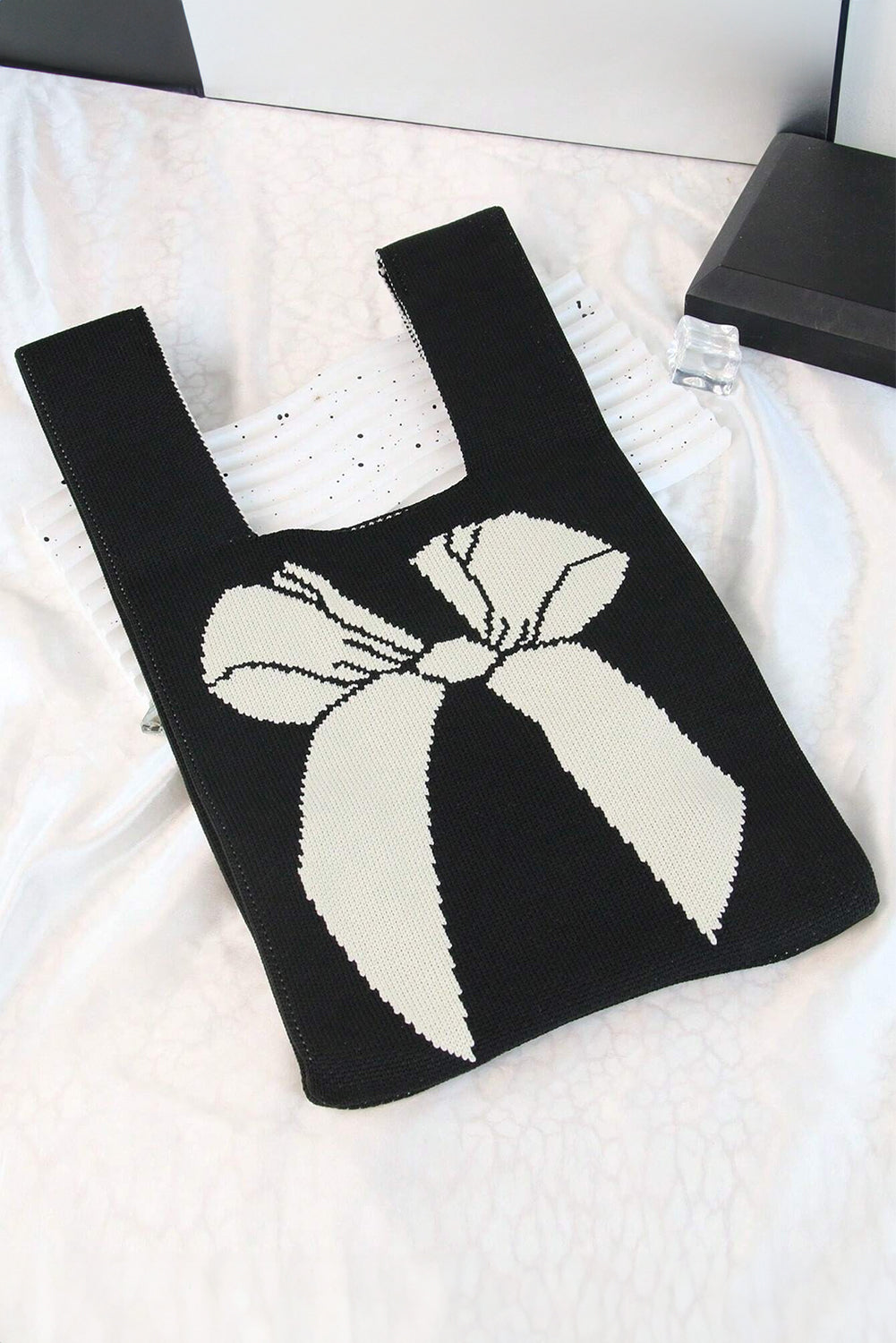 Black Colorblock Bowknot Pattern Knitted Tote Bag