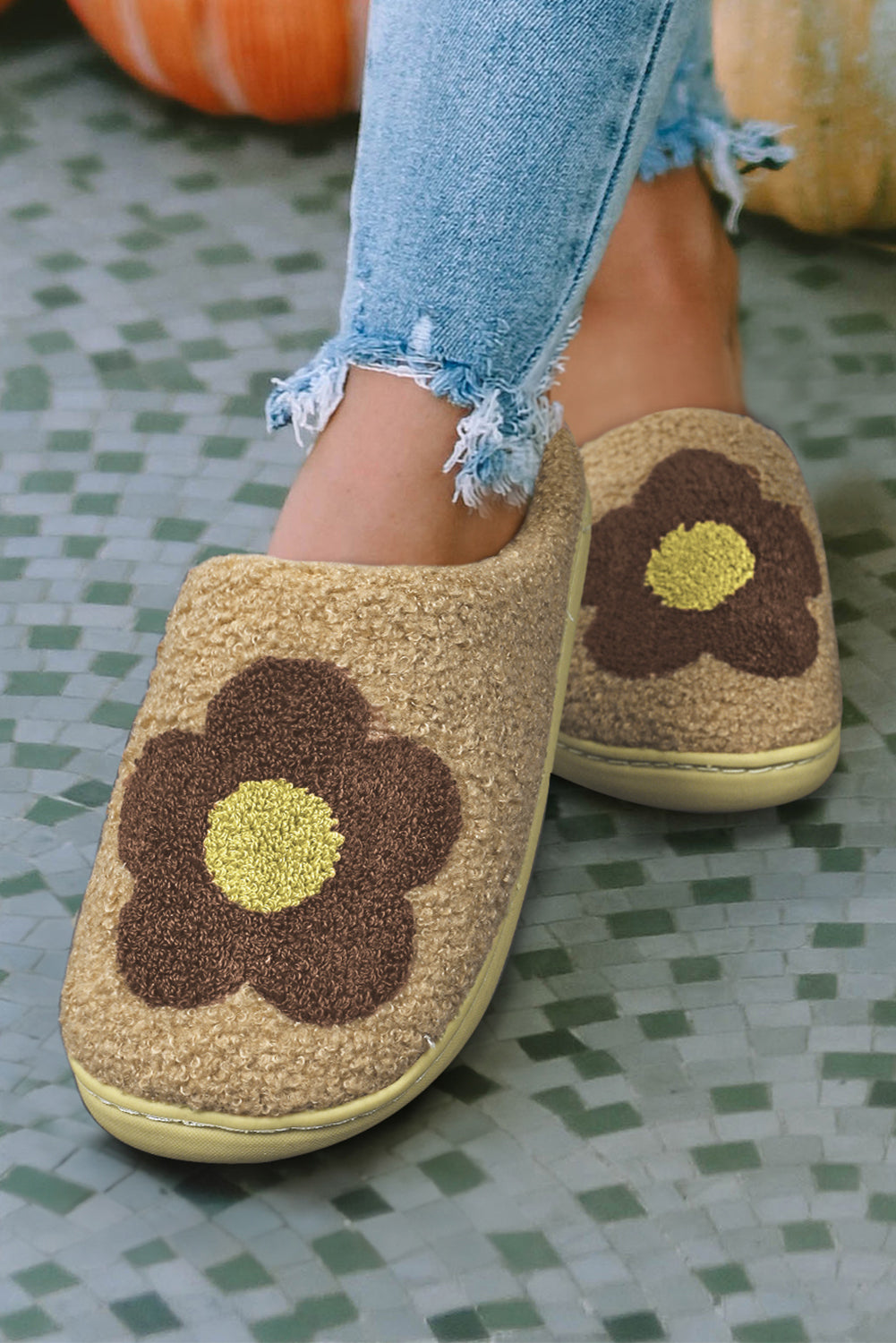 Camel Fuzzy 60s Flower Pattern Winter Slippers